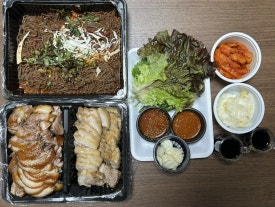냠냠족발&보쌈 권선점 대표 사진