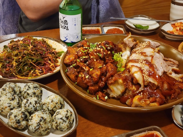 가장맛있는족발충주 이미지