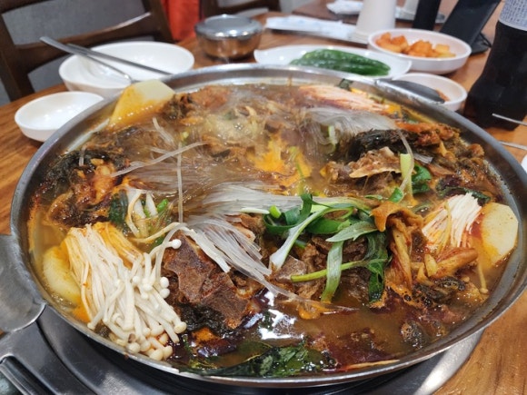 맛나감자탕 이미지