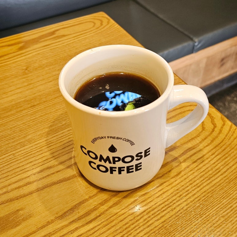 컴포즈커피오금교점 이미지