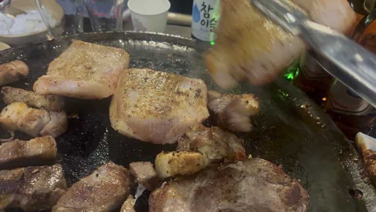 동두천솥뚜껑삼겹살 강남역점 이미지