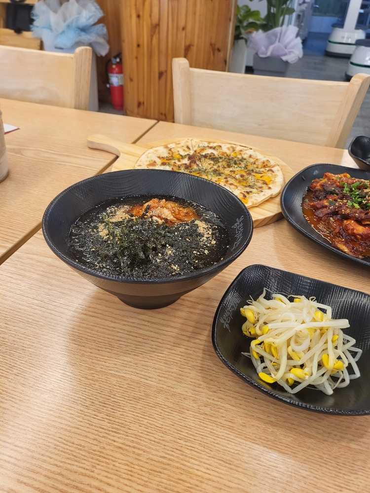 불끈낙지보쌈전주역점 이미지