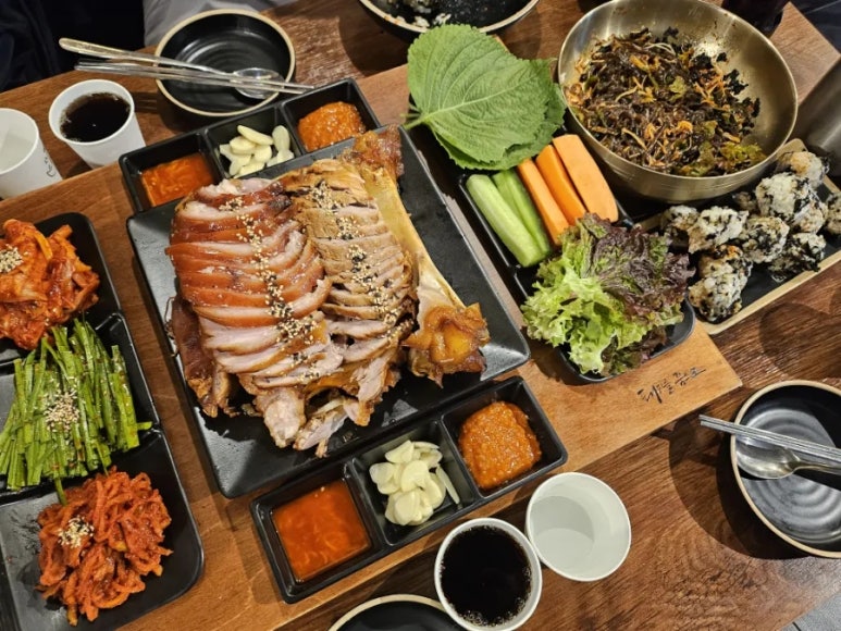귀한족발역촌역점 이미지
