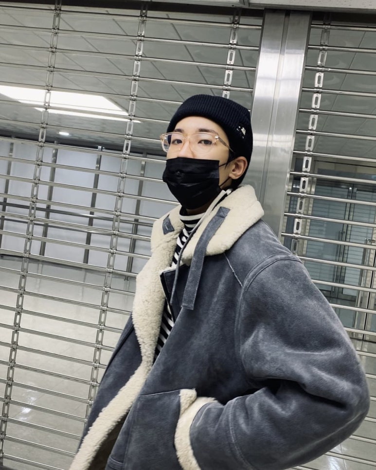 안경존중 이미지
