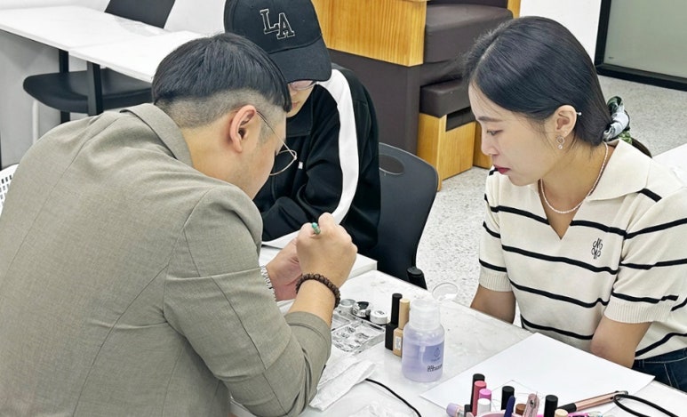 이고네일 이미지