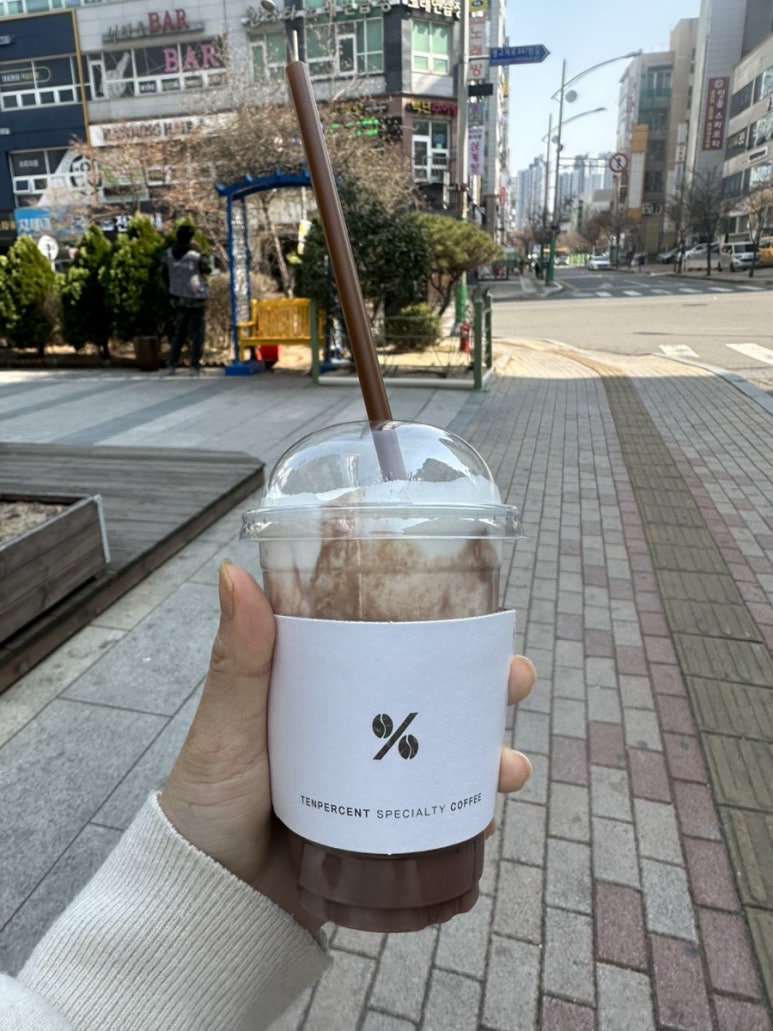 텐퍼센트커피 인천논현점 이미지