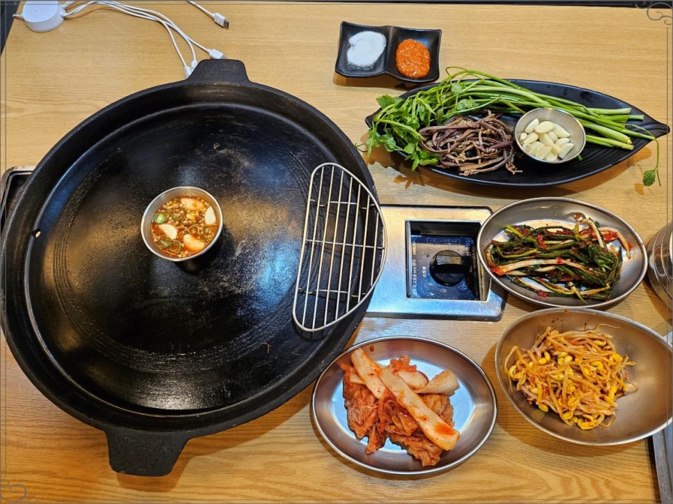 온유월 솥뚜껑삼겹살 본점 이미지