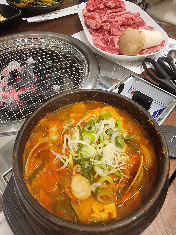 돼지랑한판승부 이미지