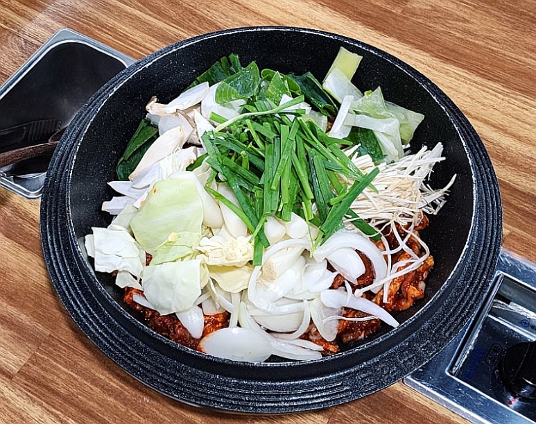 강변생오리 이미지