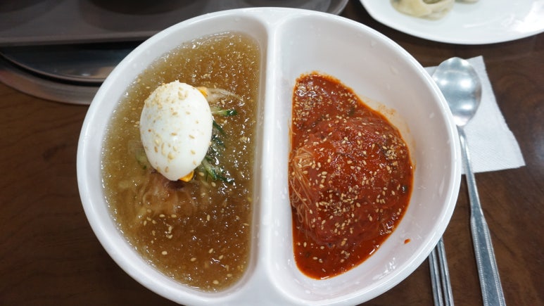반반냉면 이미지