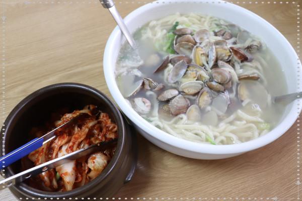 온천칼국수 이미지