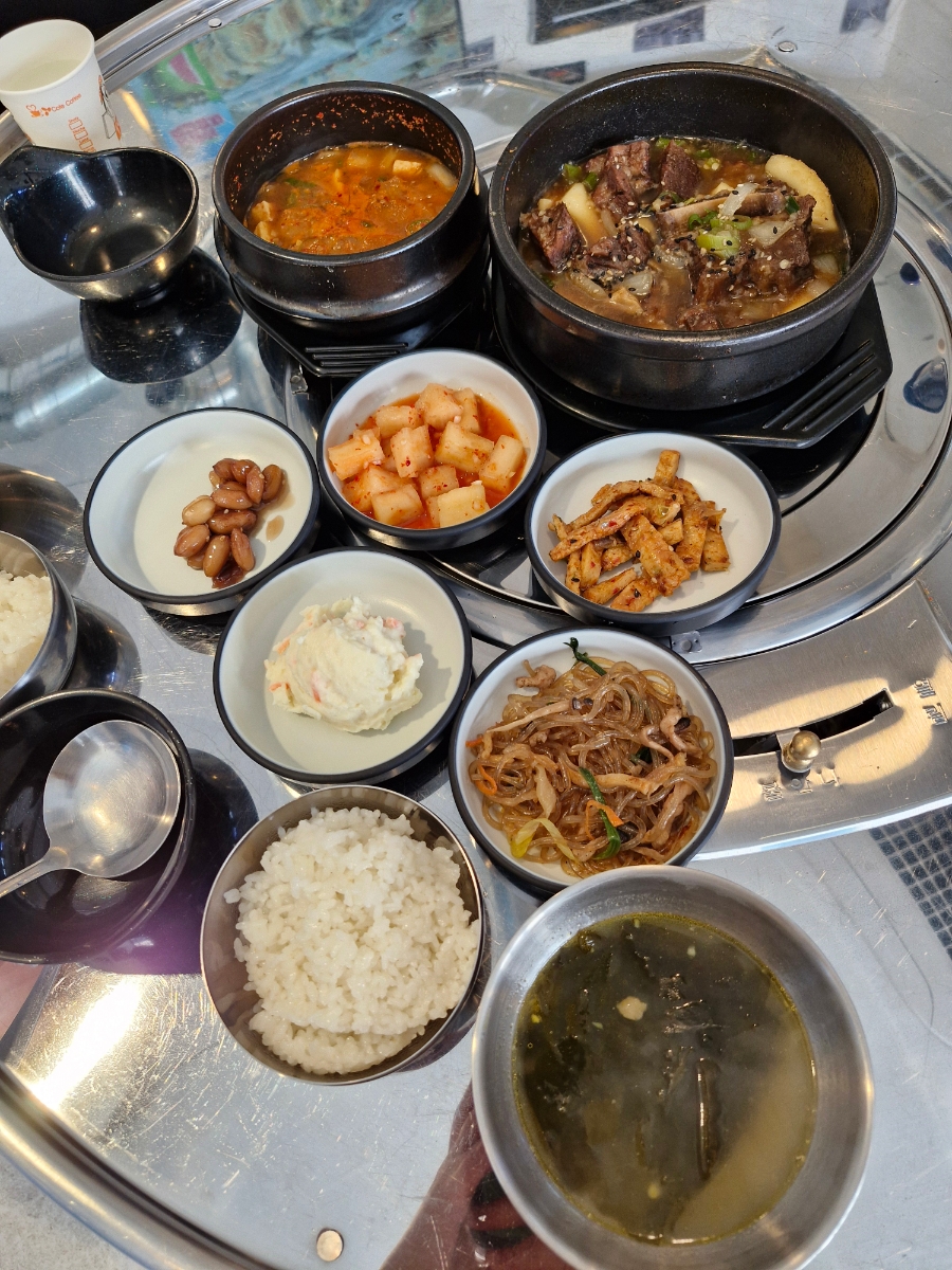 돌계단낙원숯불갈비 이미지