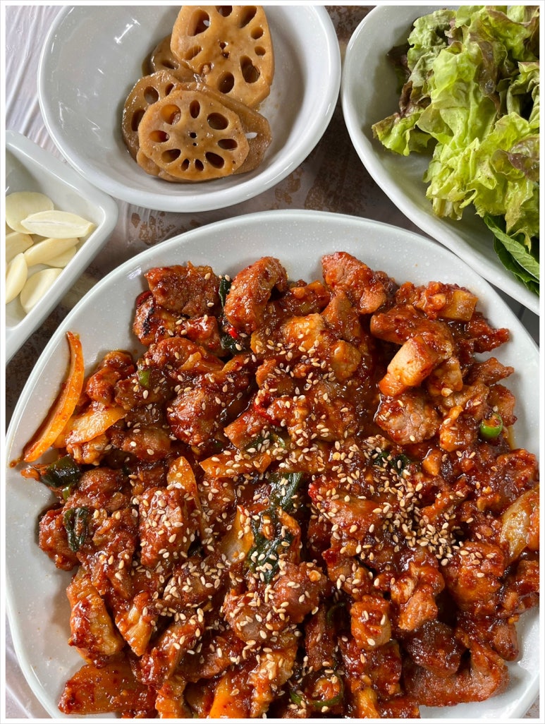 고향맛식당 이미지
