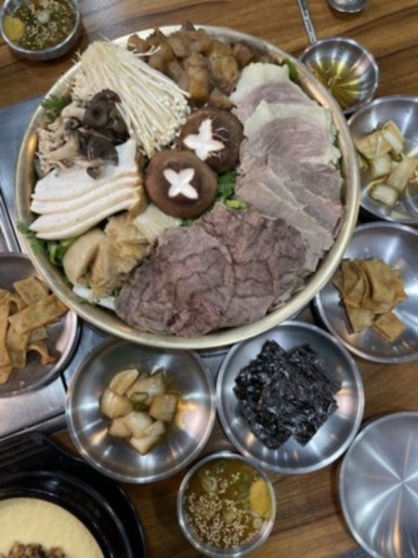 고기반김치반김치찜 이미지