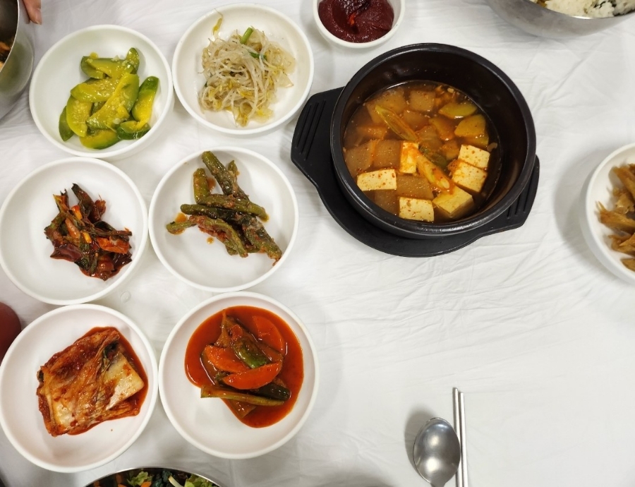 강변식당 이미지