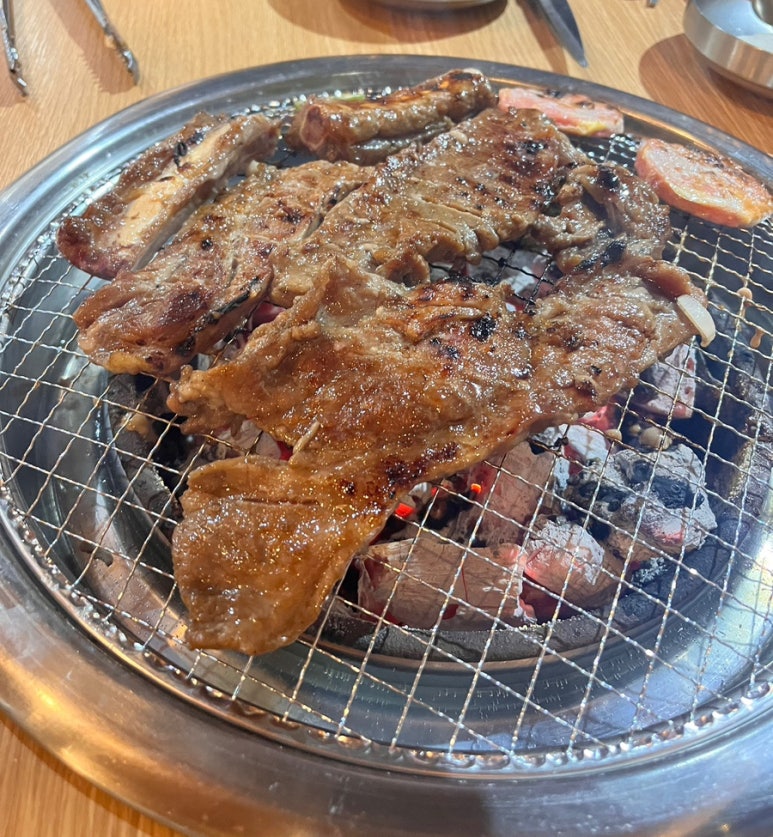 1986숯불구이신부점 이미지
