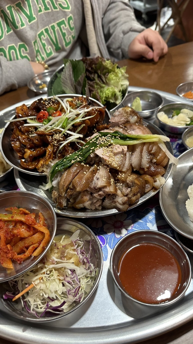 완미족발 문현점 이미지