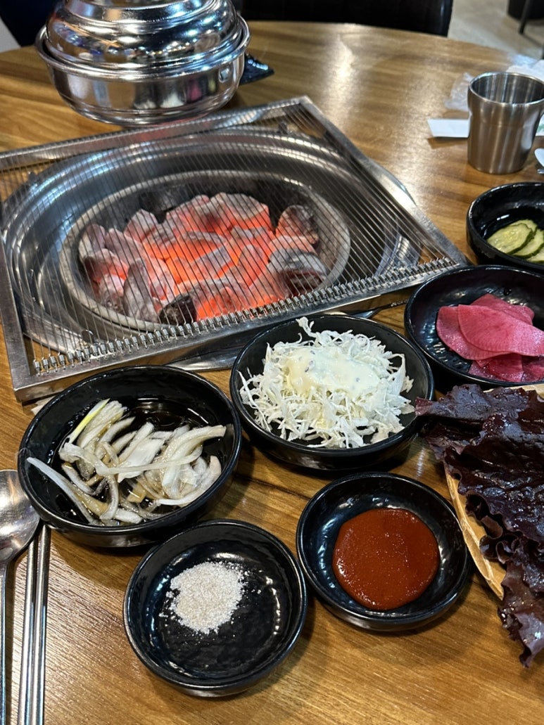 계탄날숯불닭갈비 이미지