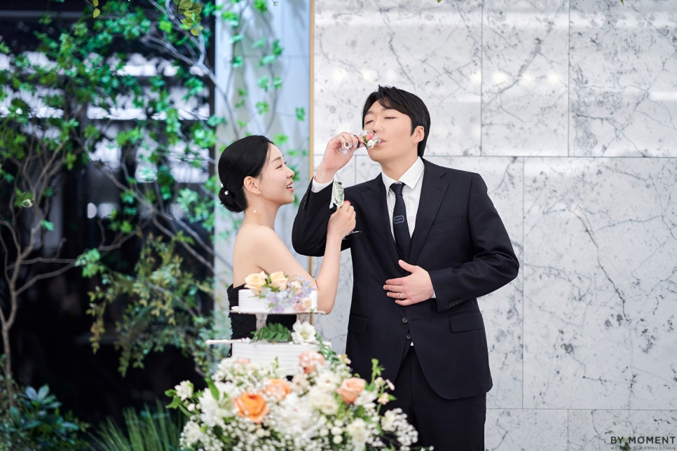 바이모먼트 이미지