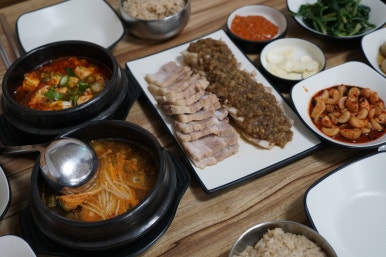 단양흑마늘쌈밥 이미지