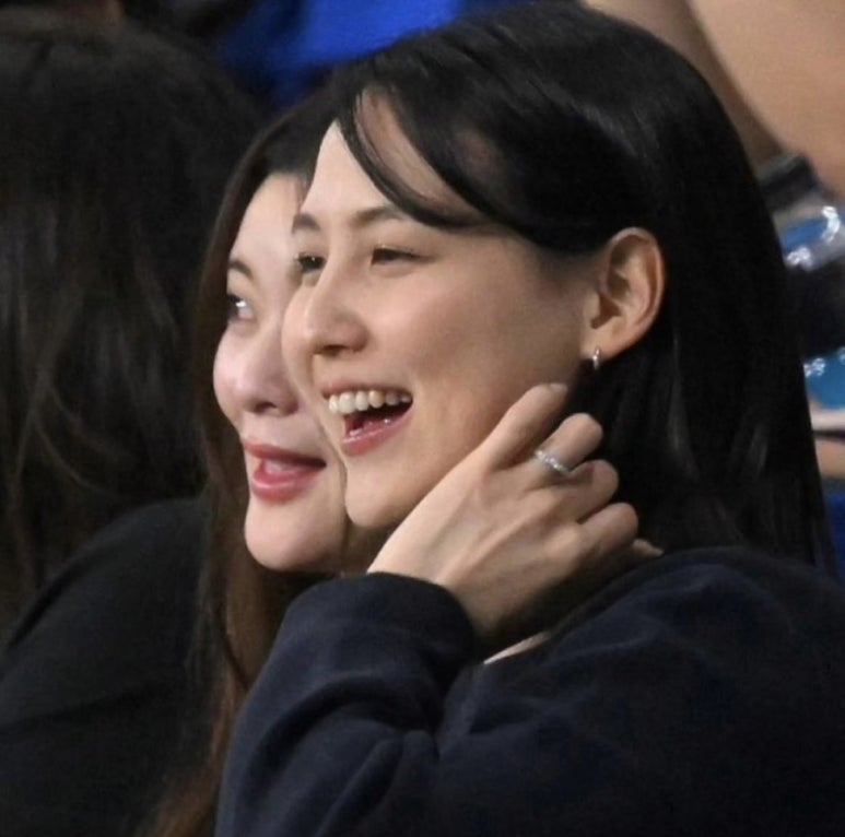 인싸들의세상 이미지