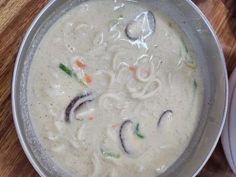 원곡팥칼국수 이미지