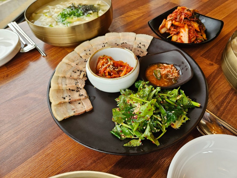 장인칼국수 이미지