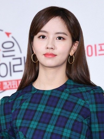 채아살롱 이미지