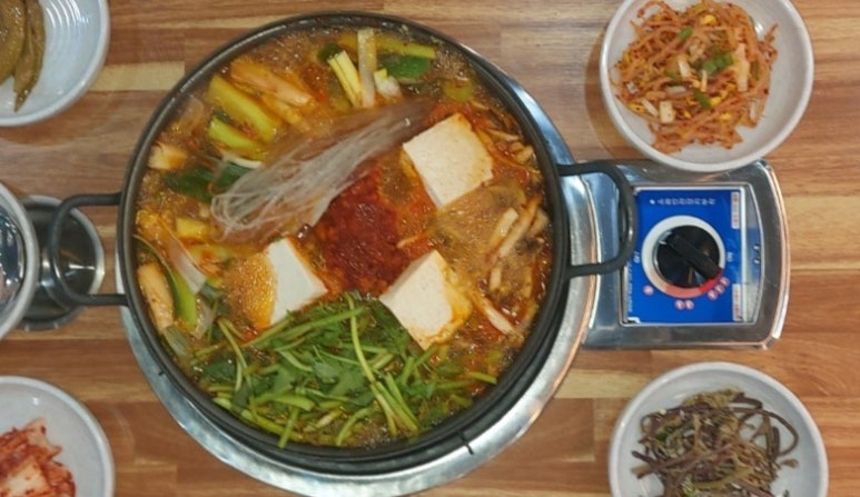 배육천돼지찌개 이미지
