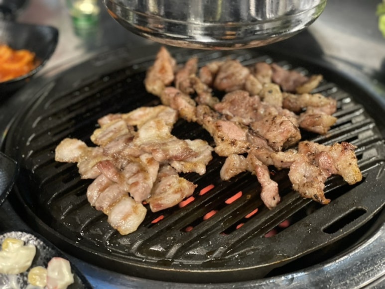 꼬들꼬들 연탄불구이 이미지