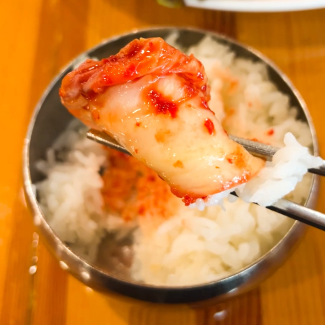 보쌈정식과칼국수 이미지