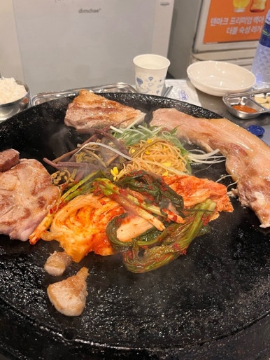 꼬장솥뚜껑삼겹살 이미지
