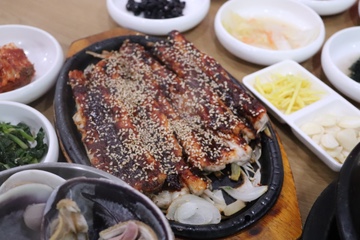 여수장어탕 이미지