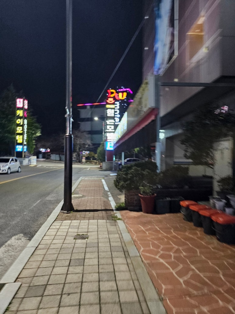 힐튼모텔 이미지