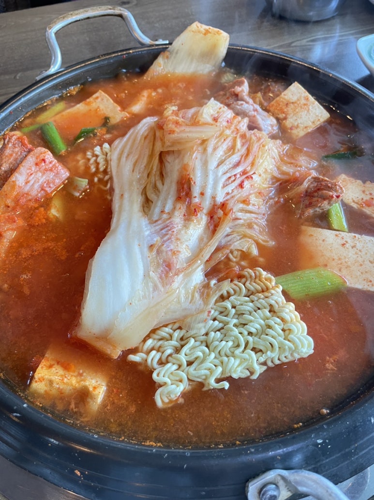 선아네돌화로구이 이미지