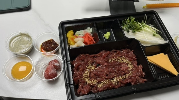 아름다운밤연어육회영등포 이미지