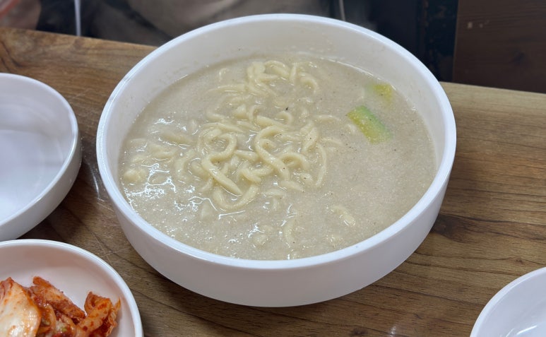 밀마을칼국수 이미지