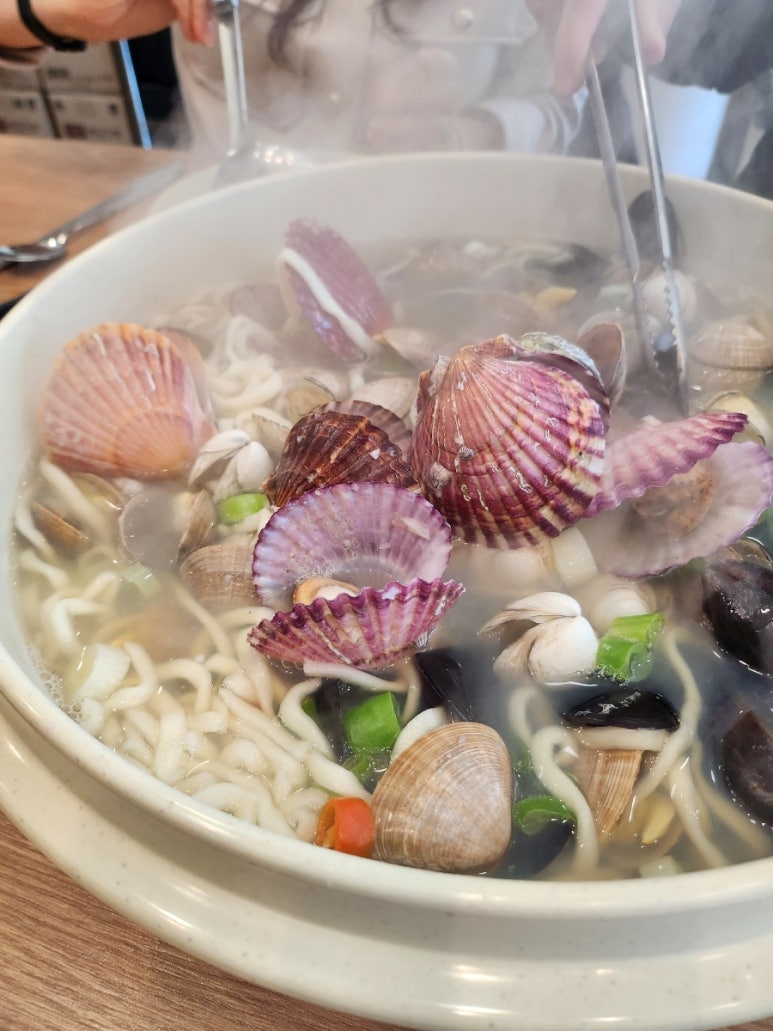 해운대31cm해물칼국수 일광신도시점 이미지