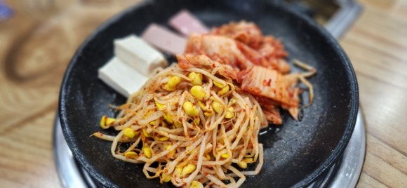 흑돼지참숯불구이50번길 이미지
