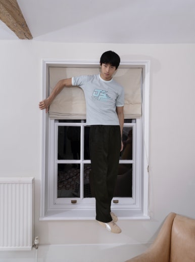 와이와이어페럴 이미지