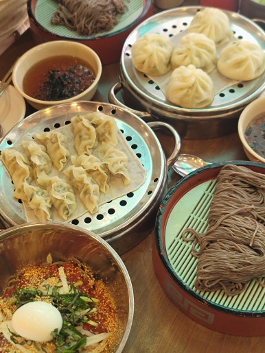 청실홍실 이미지