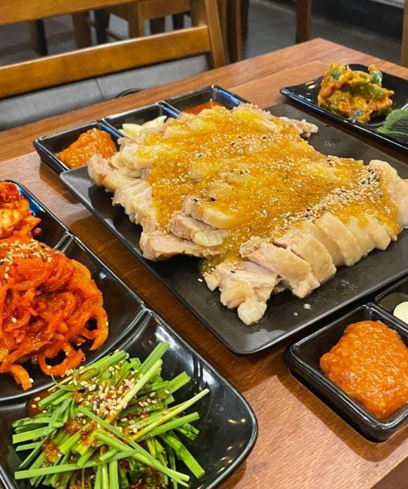 귀한왕족발 이미지