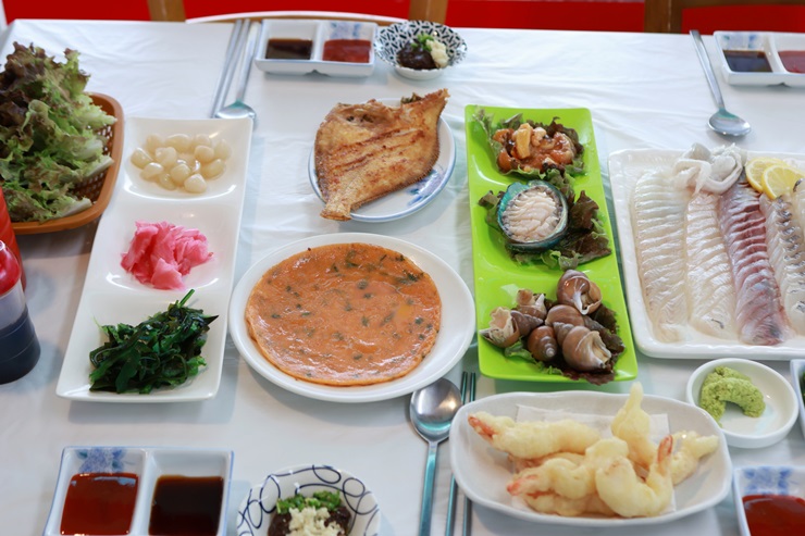 사계절회식당 이미지