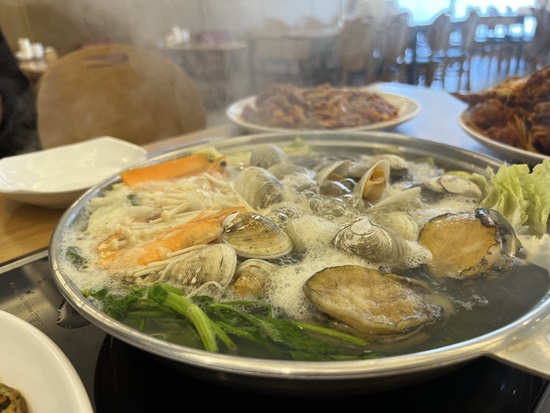 통통칼국수 이미지