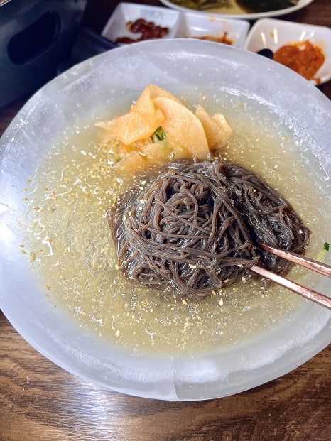 얼음그릇냉면 이미지