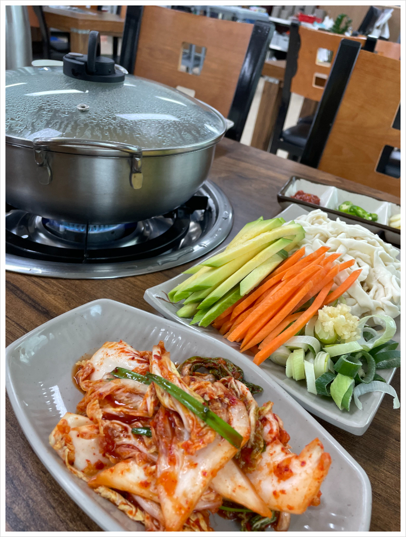수라손칼국수 이미지