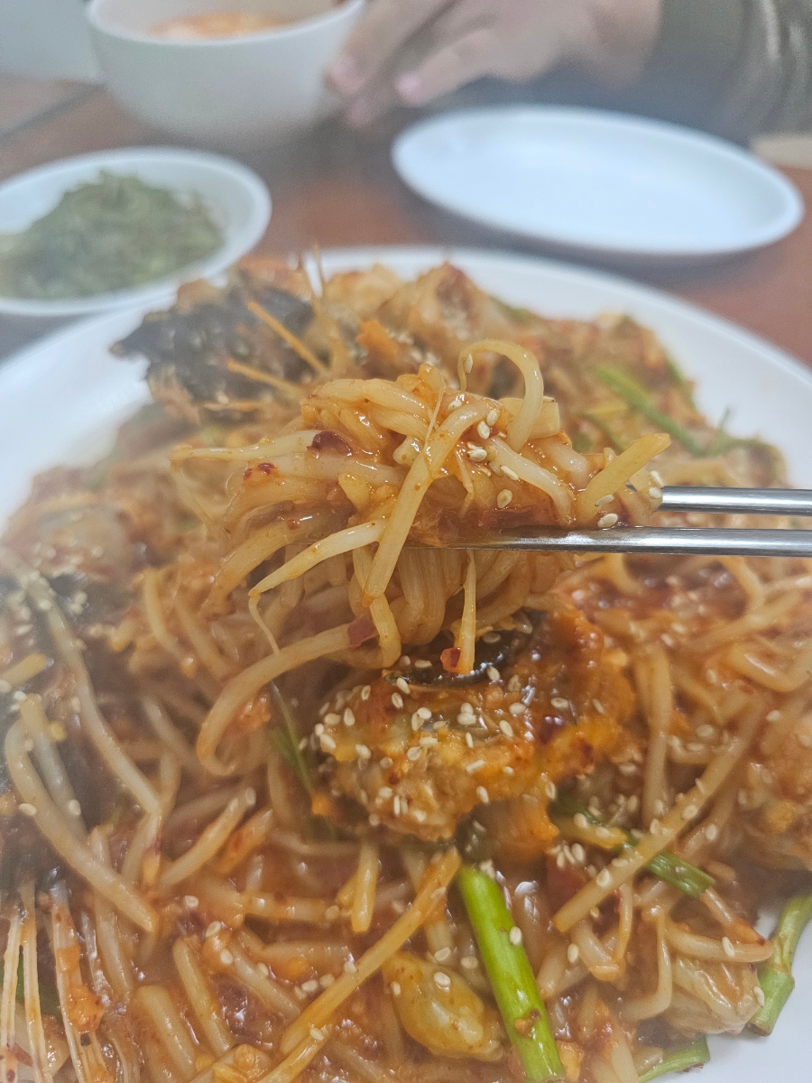 춘하추동아구찜 이미지