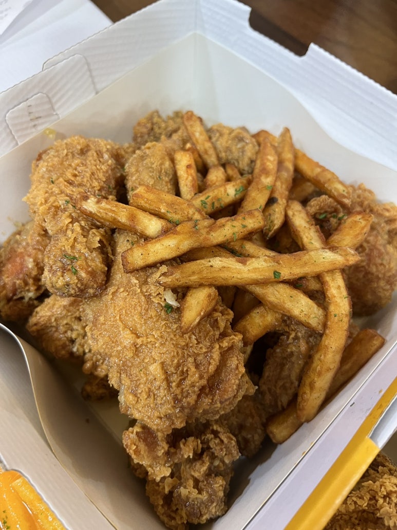 오태식해바라기치킨 길동점 이미지
