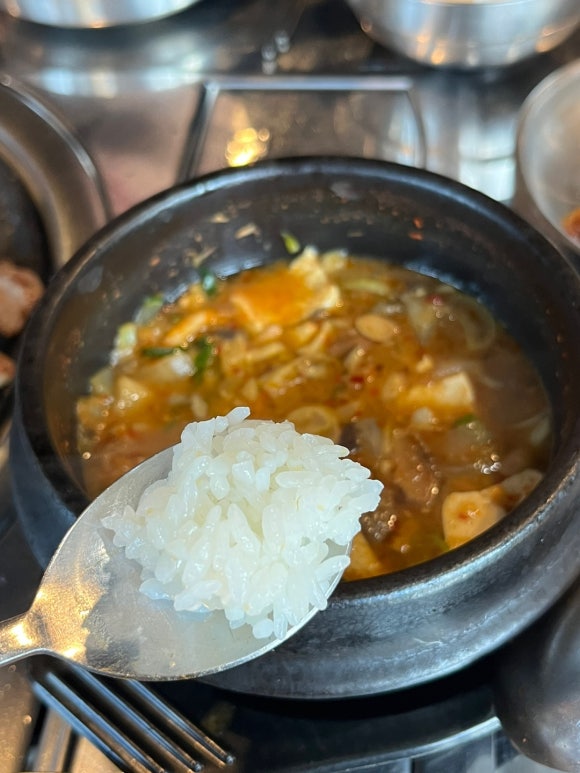 머리고기 전문점 이미지