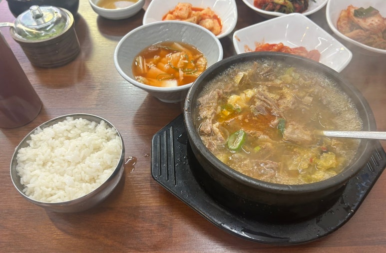 24시 역전해장국 이미지